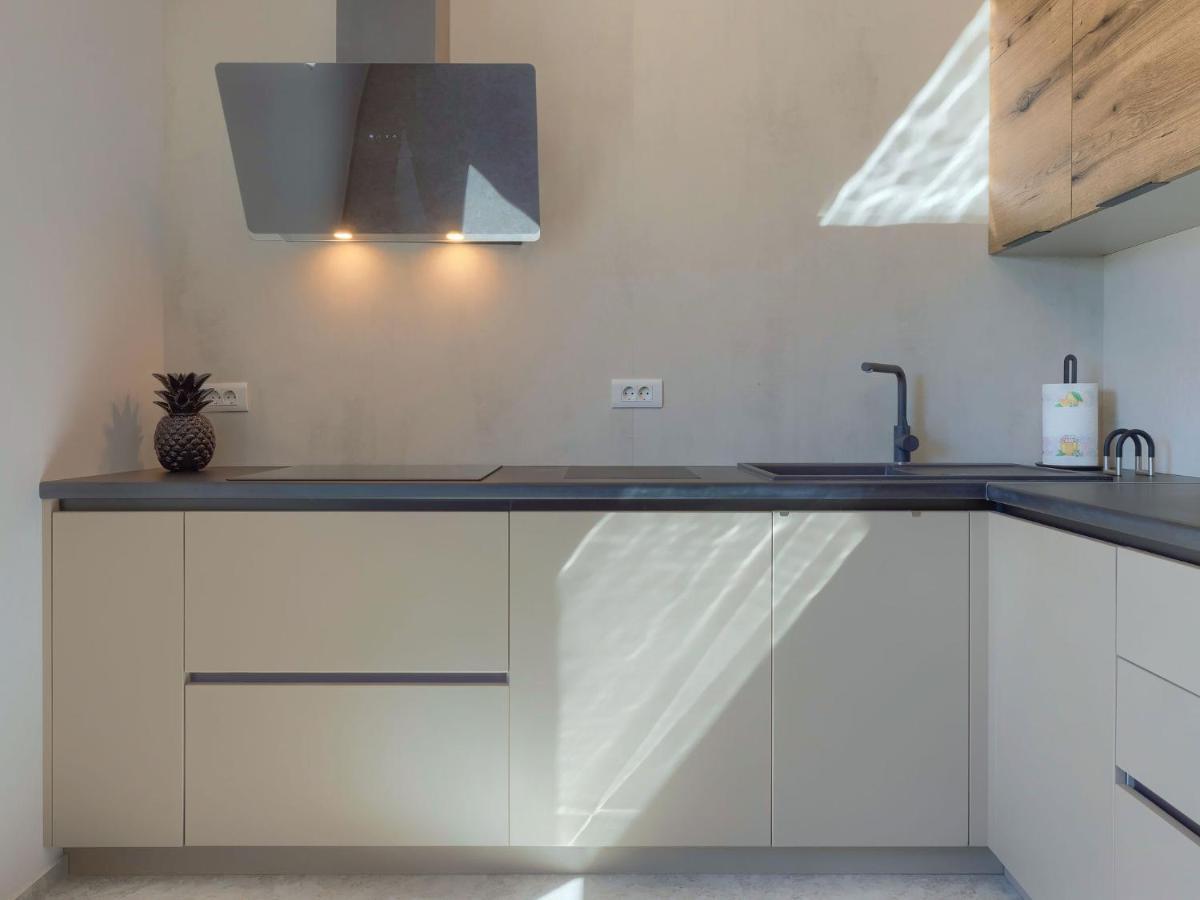 Apartment Wing 77 By Interhome Pula Extérieur photo