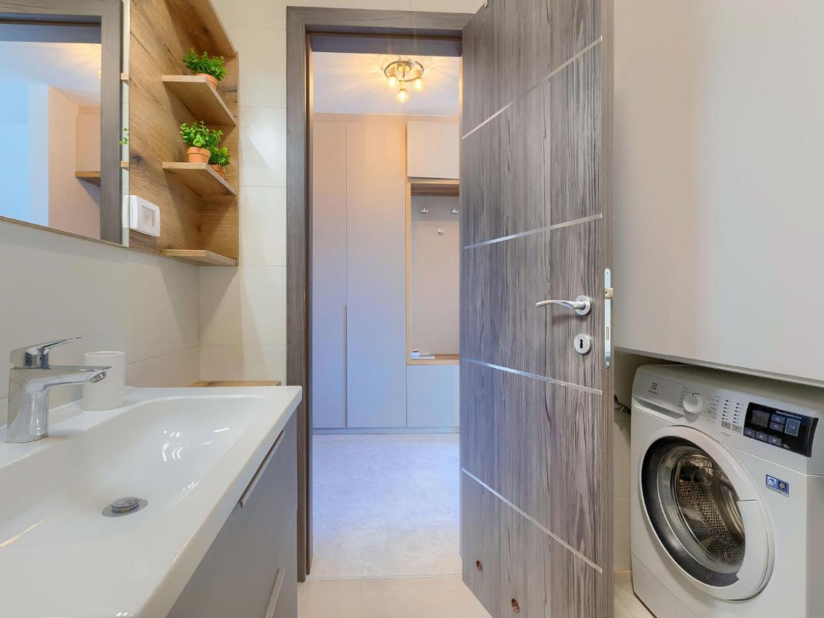 Apartment Wing 77 By Interhome Pula Extérieur photo